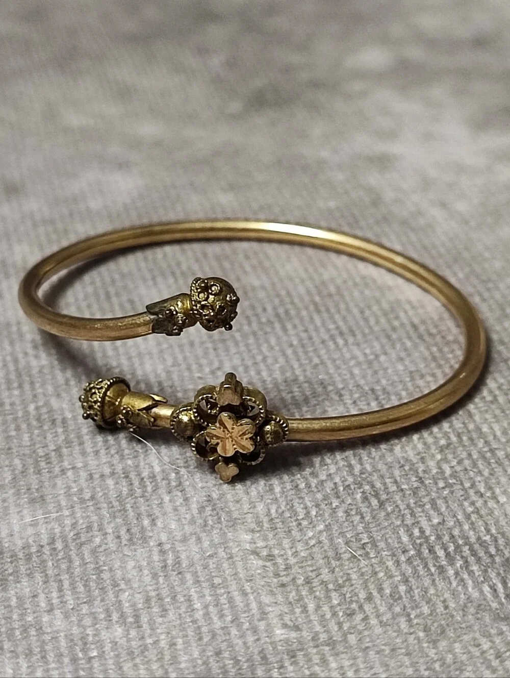 Pulled Pair of Gold Tone Goldtone Victorian Children's Classic Bracelets Vintage